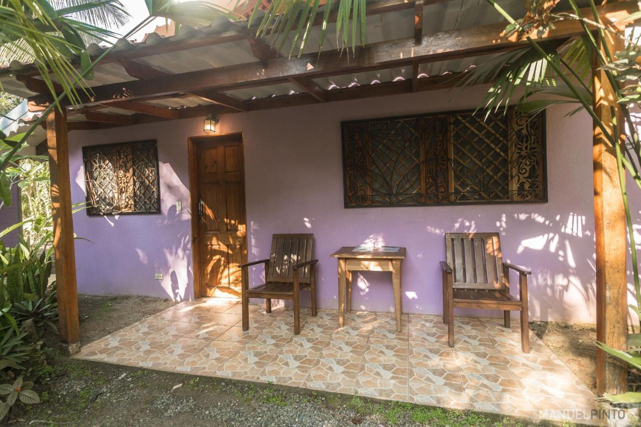 Casa Violeta Beach House In Punta Uva Eksteriør bilde